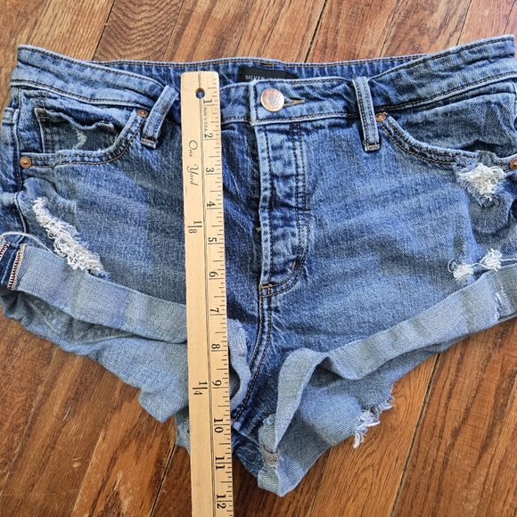 Silver Jeans Co Hello Shorty Shorts Denim Button Fly Boyfriend Distressed 28" - Picture 12 of 13